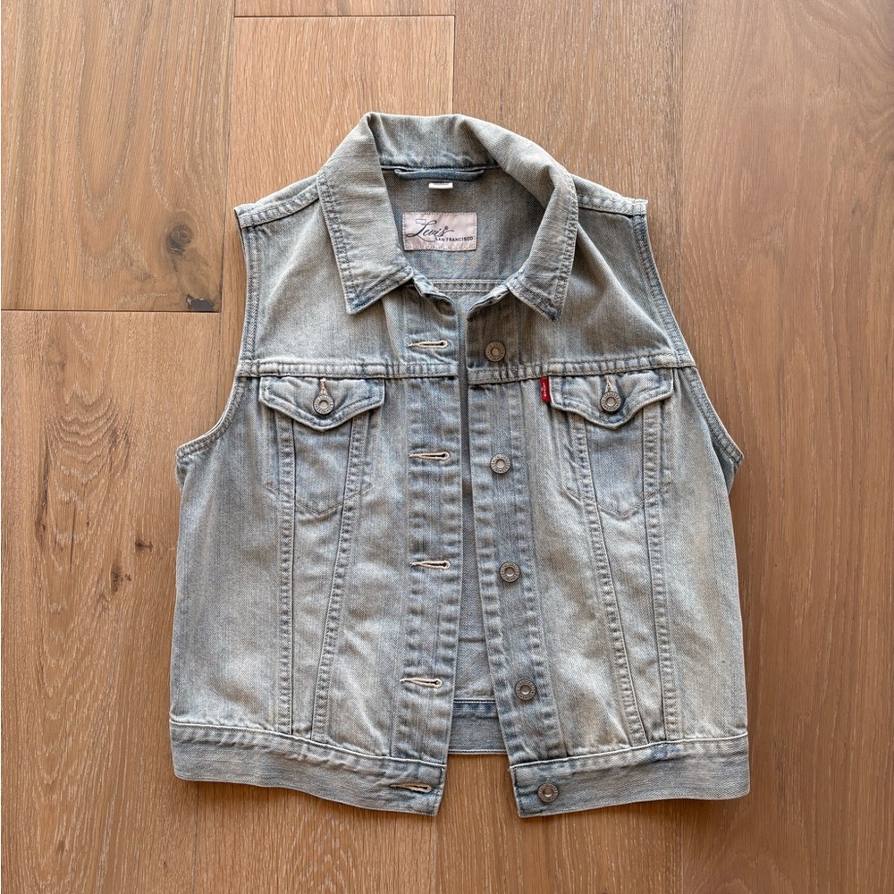 Levi's Women’s Light Gray Denim Vest